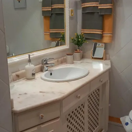 Precioso Y Acogedor ático Totalmente Equipado *